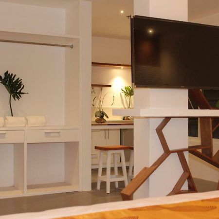 Oyo 609 G Executive Hotel And Spa Boracay Manoc-Manoc エクステリア 写真