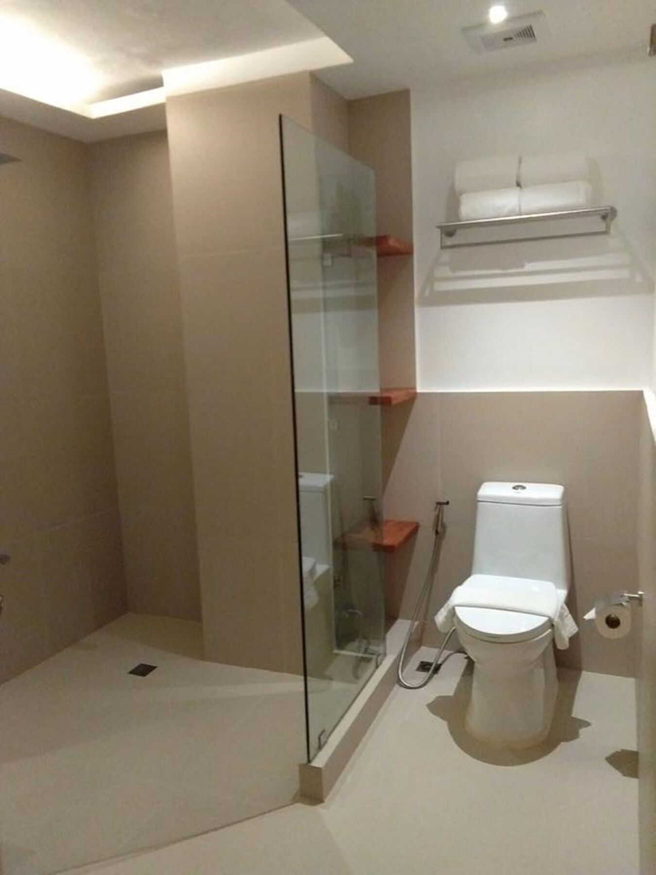 Oyo 609 G Executive Hotel And Spa Boracay Manoc-Manoc エクステリア 写真